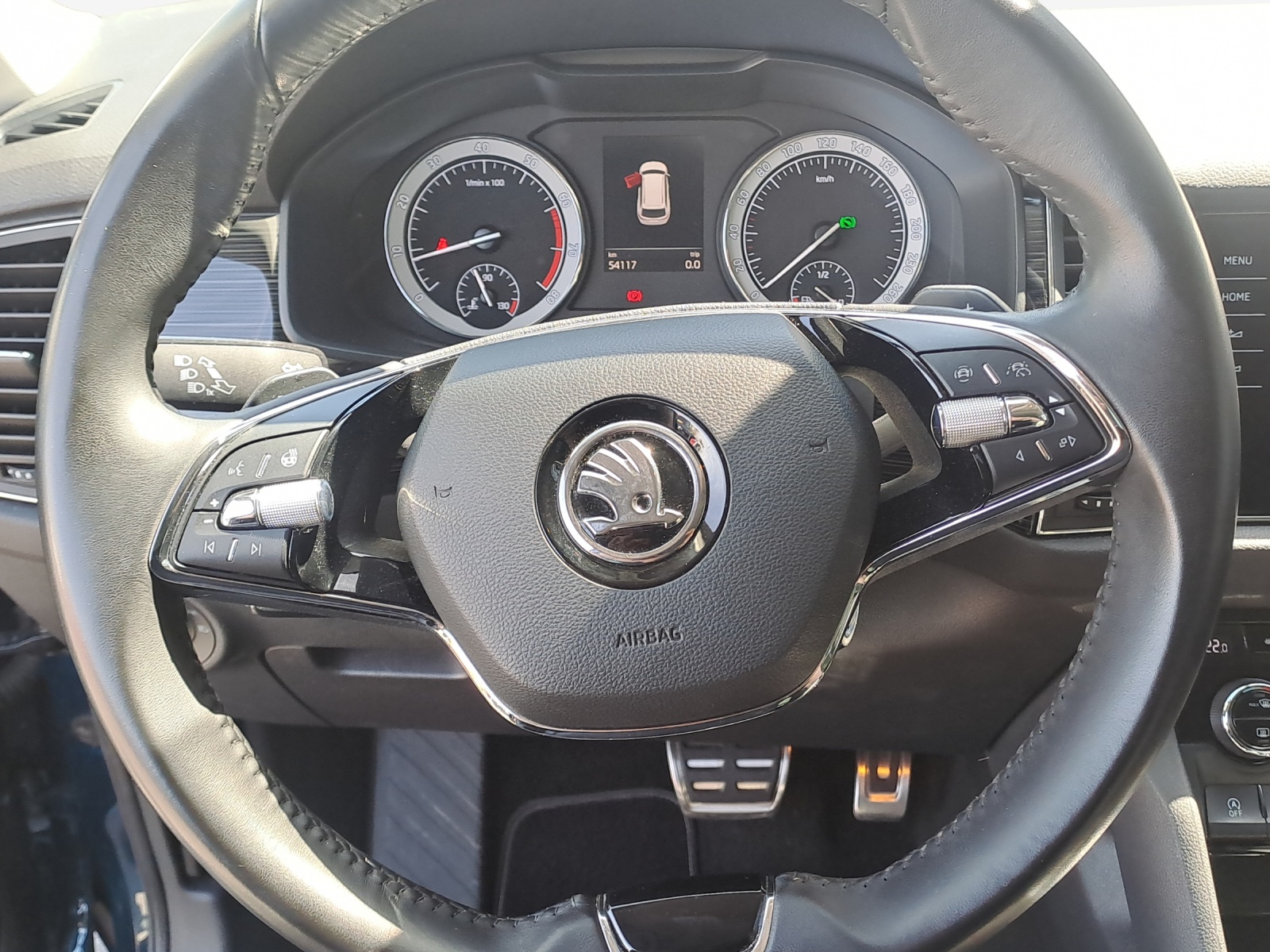 SKODA Kodiaq 2.0 TSI 4x4 Style-image-9