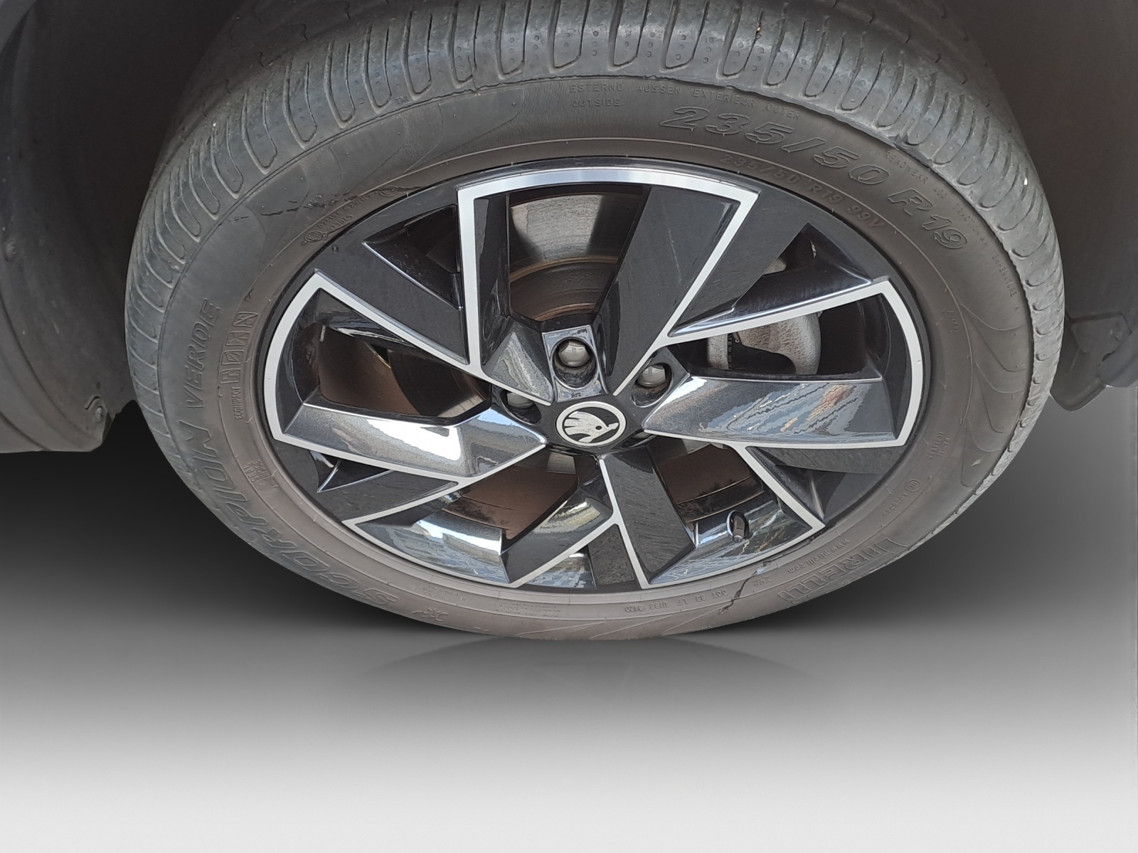 SKODA Kodiaq 2.0 TSI 4x4 Style-image-14