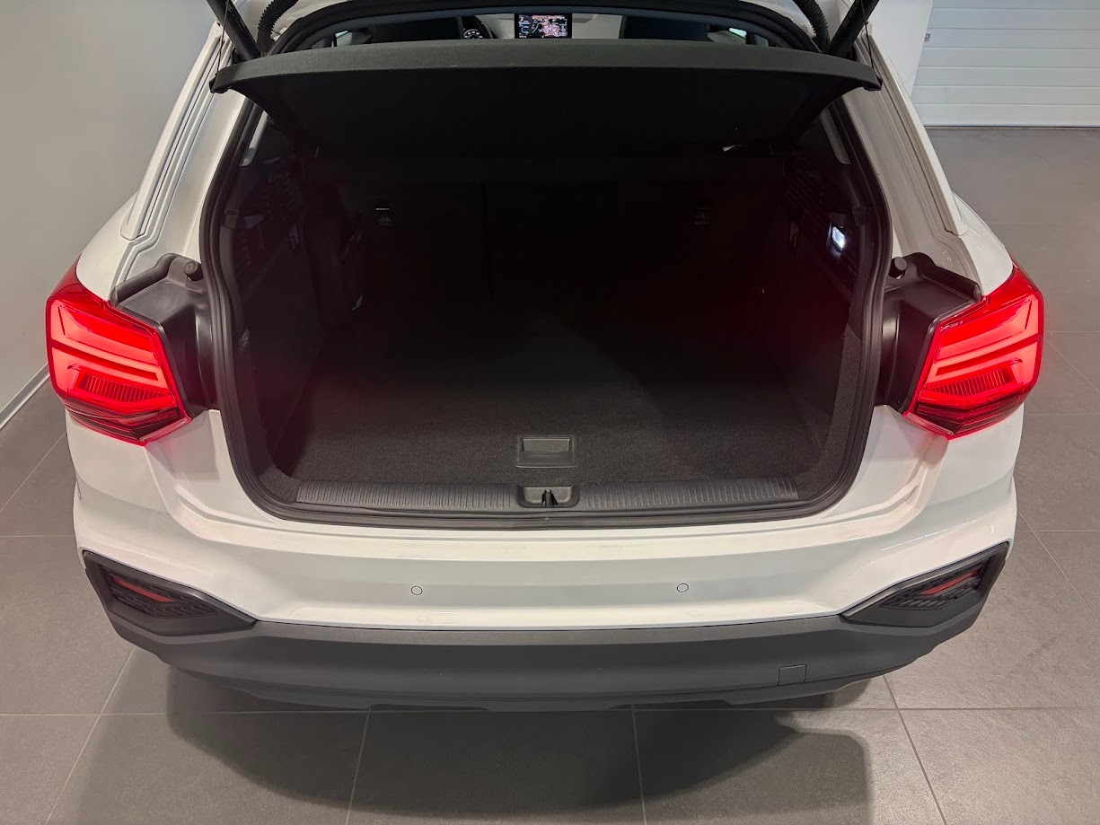 AUDI Q2 40 TFSI quattro S-tronic-image-12