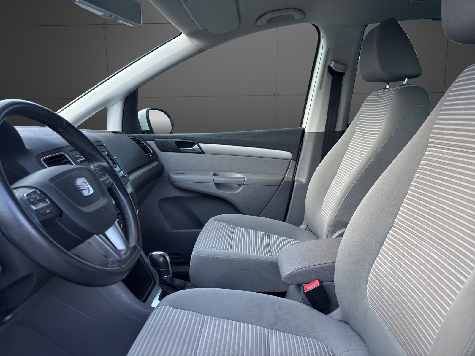 SEAT Alhambra 2.0 TDI Reference Eco DSG-image-2