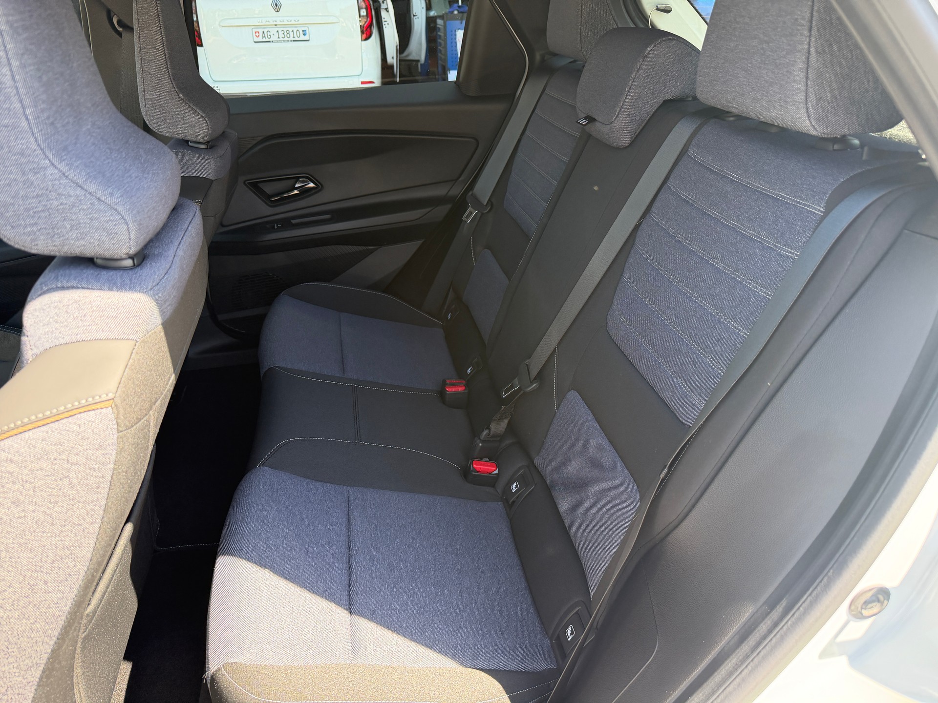RENAULT R5 E-Tech Comfort Range techno-image-5