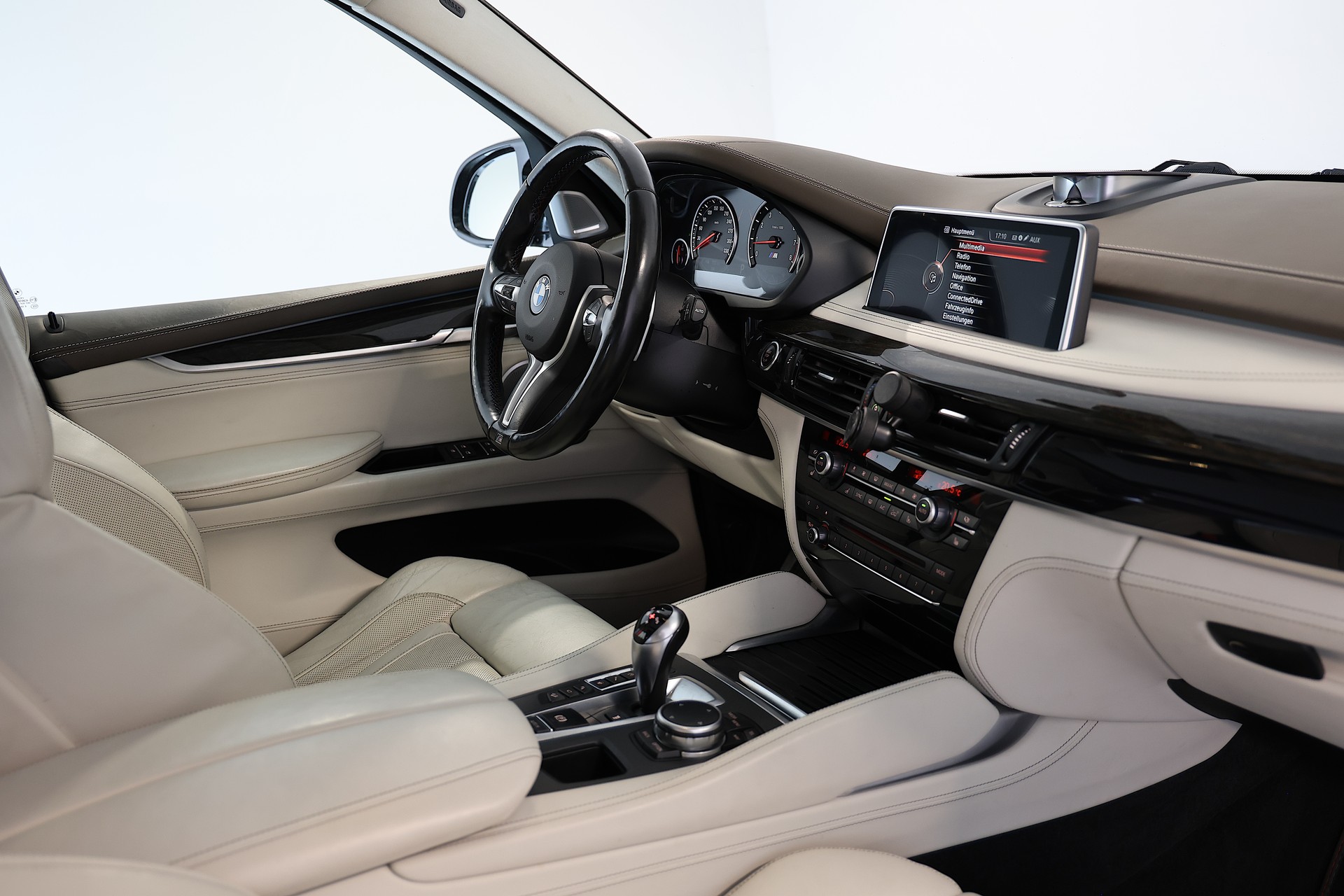 BMW X5M Steptronic-image-14