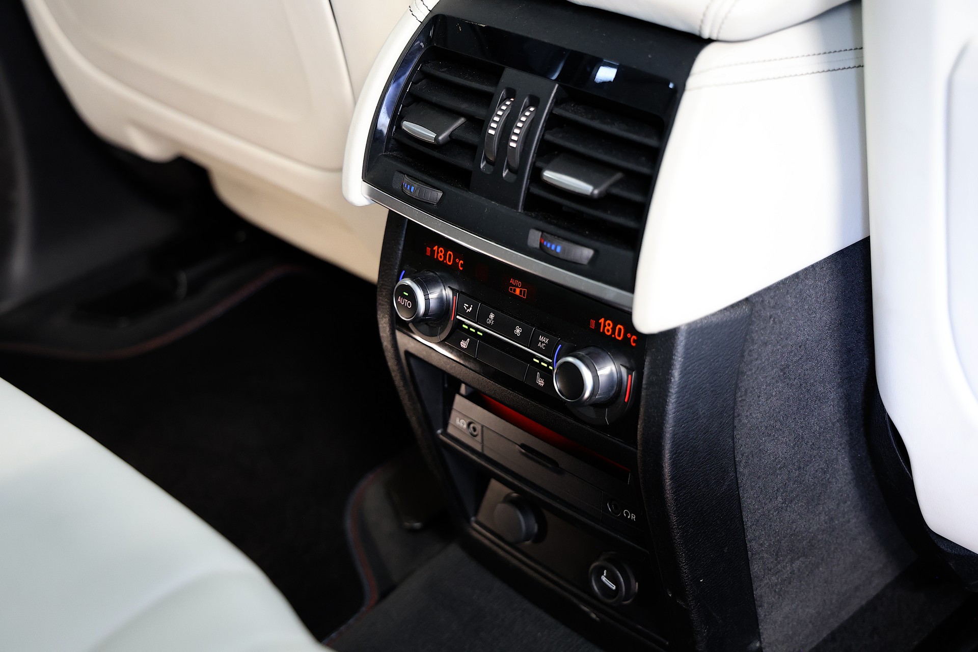 BMW X5M Steptronic-image-21