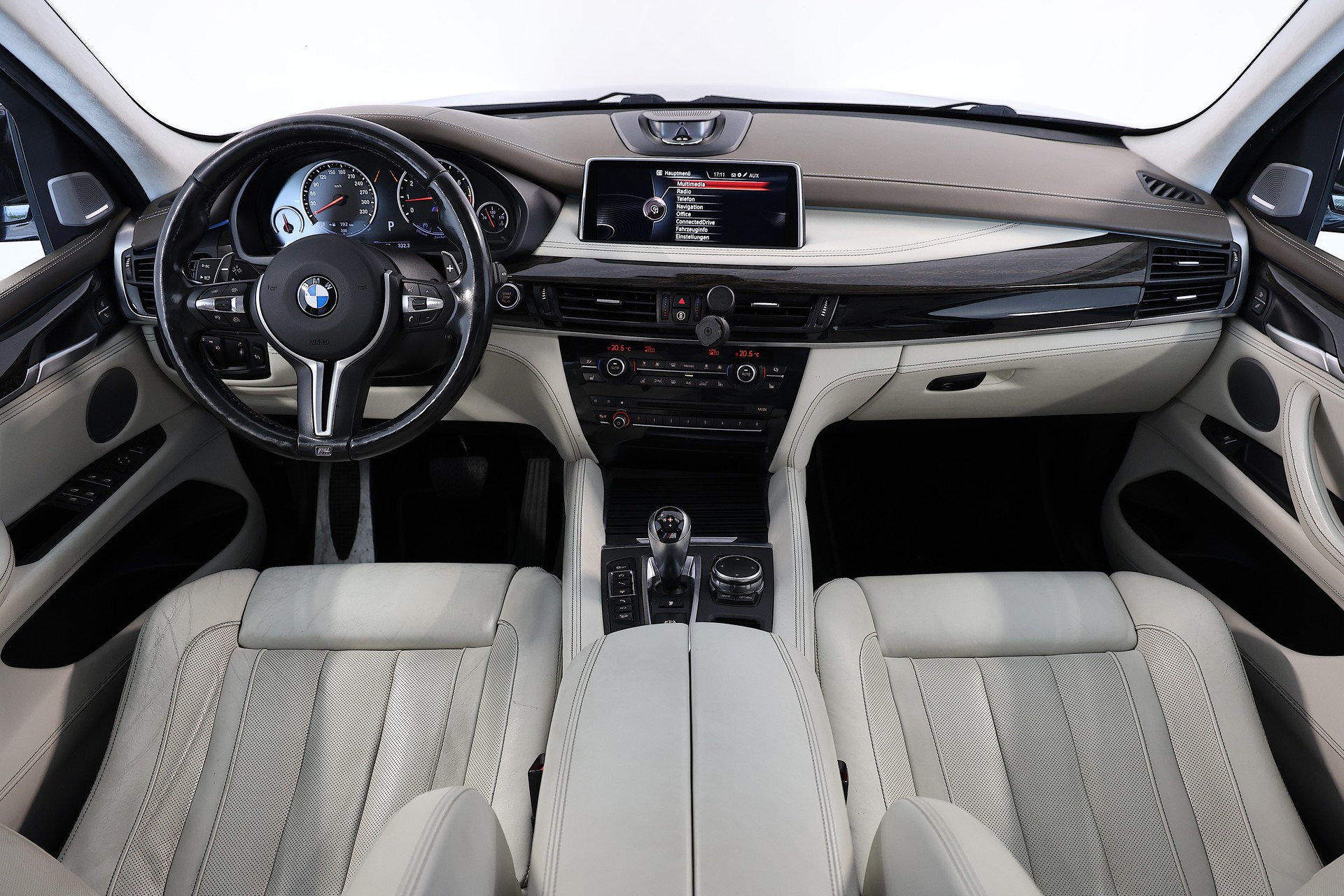 BMW X5M Steptronic-image-11