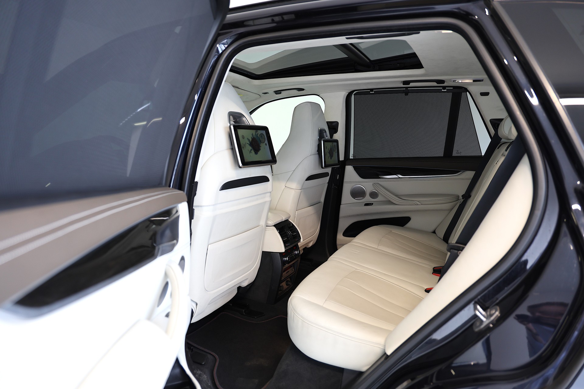 BMW X5M Steptronic-image-18