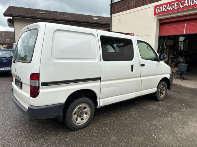 TOYOTA Hiace D-4D Kombi 4WD SWB-image-1