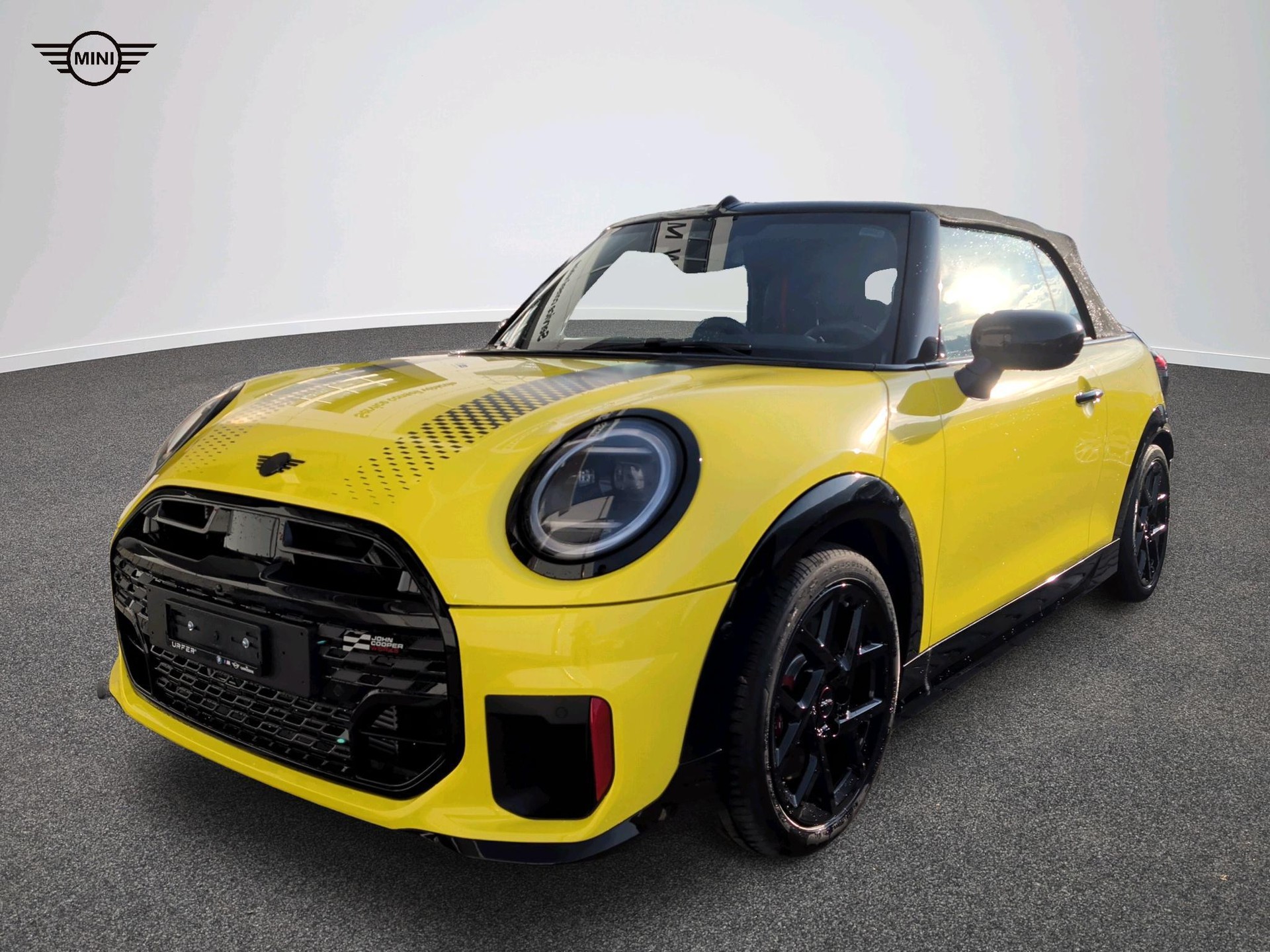 MINI John Cooper Works Cabrio-image-0