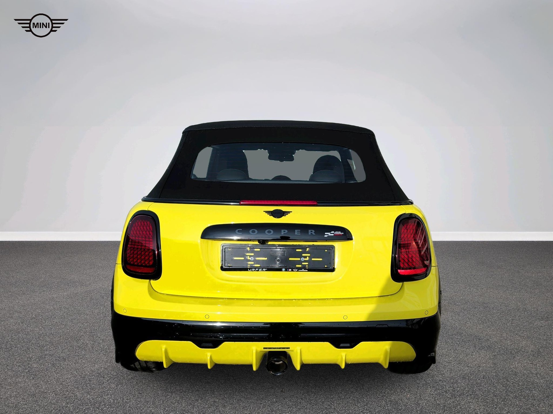 MINI John Cooper Works Cabrio-image-14