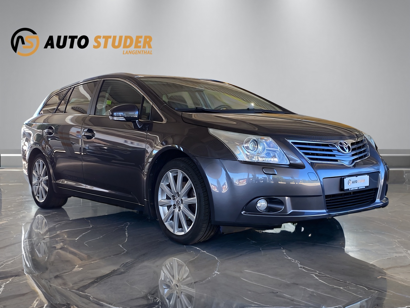 TOYOTA Avensis Wagon 2.0 VMa Sol MdS-image-13