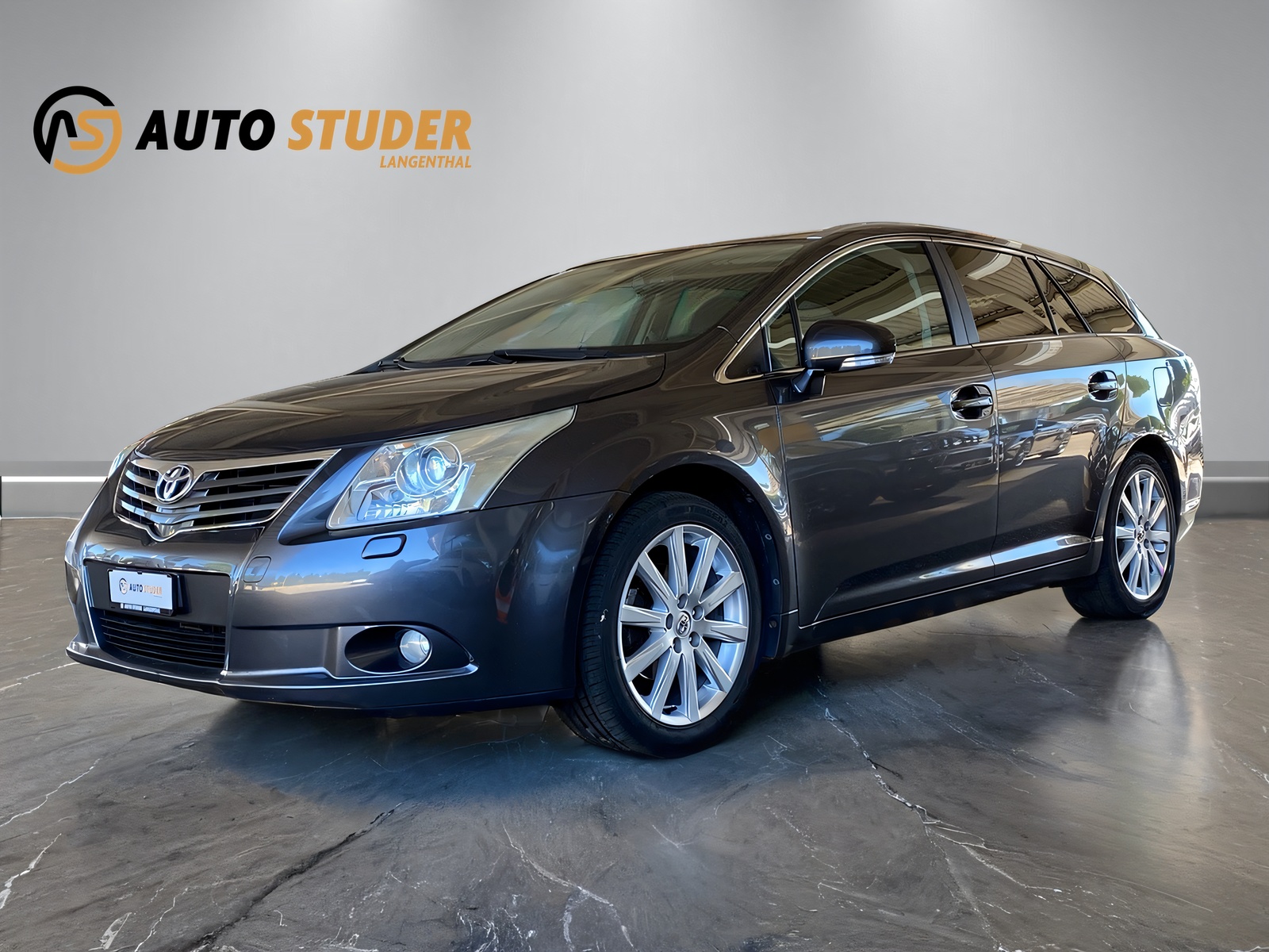 TOYOTA Avensis Wagon 2.0 VMa Sol MdS-showroom-element-1
