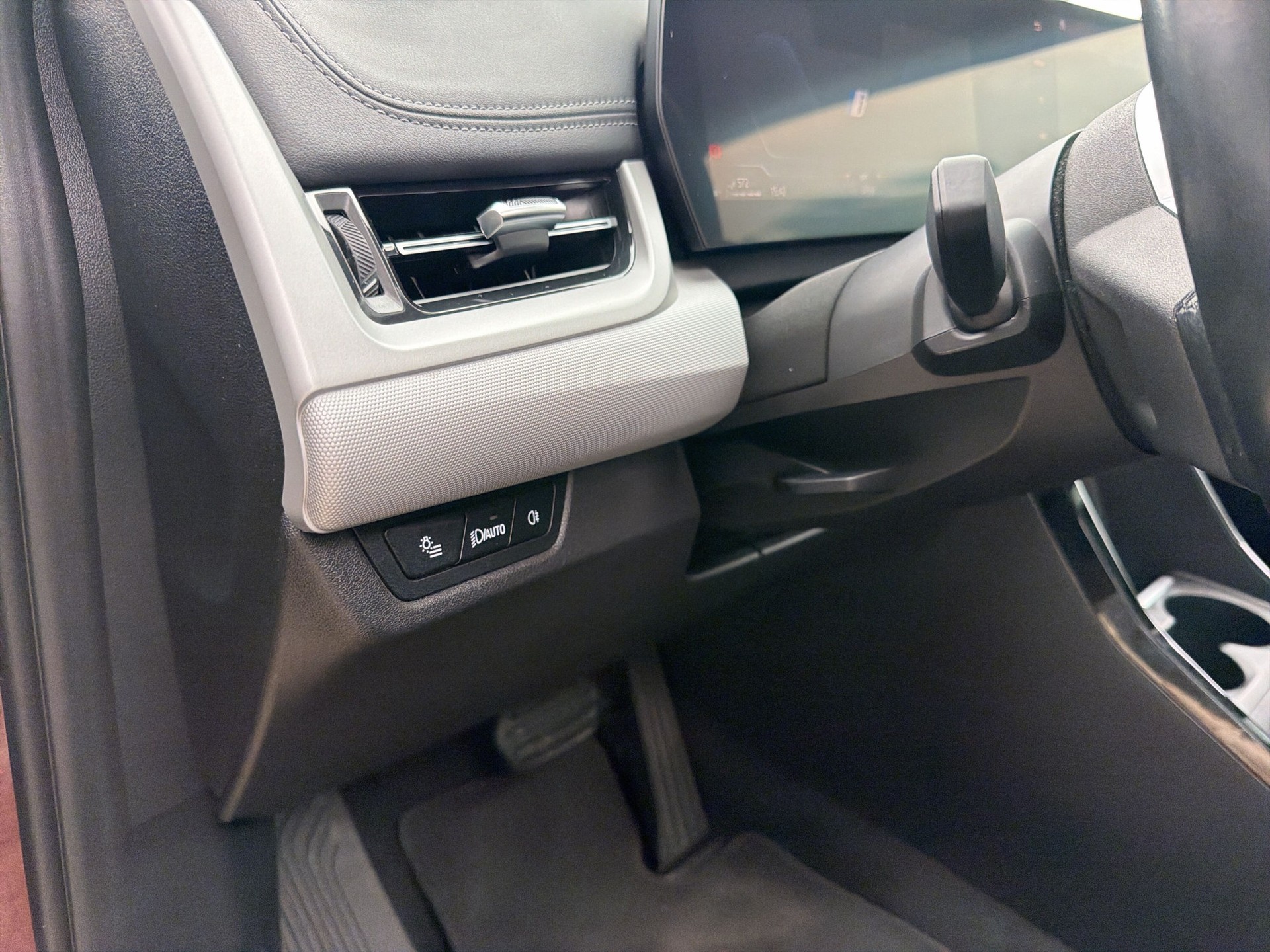 BMW 225e xDrive Active Tourer-image-19