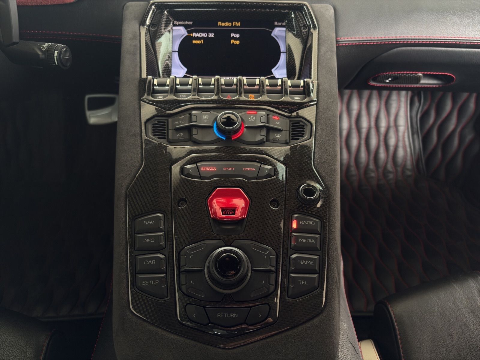 LAMBORGHINI Aventador LP700-4 Coupé E-Gear-image-12