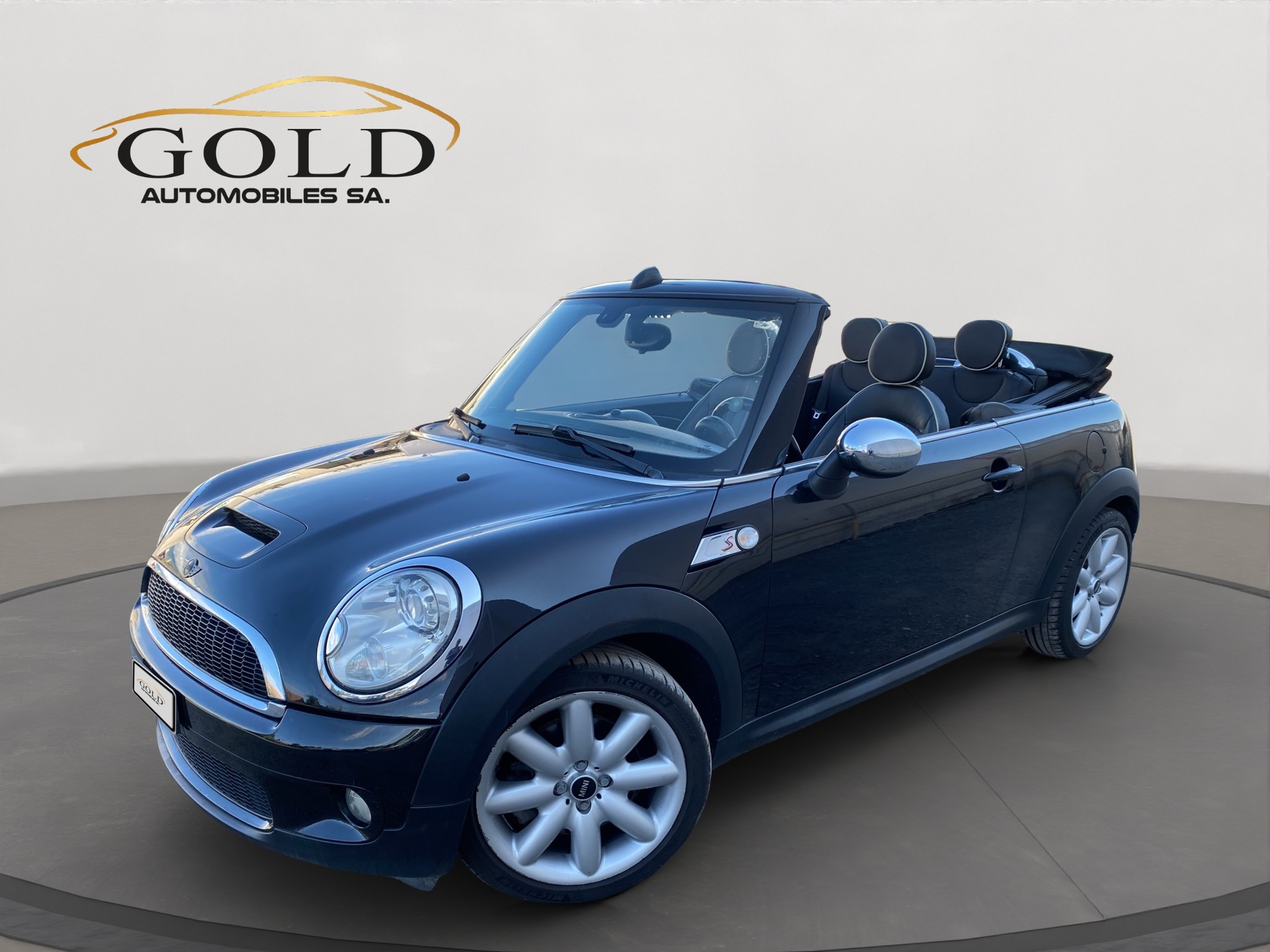 MINI Cooper S Cabriolet Steptronic-image-0