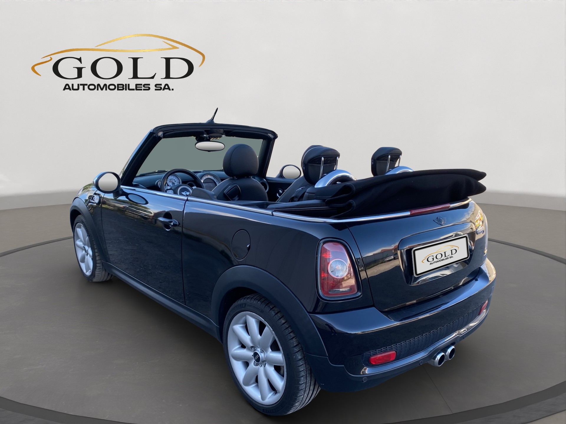 MINI Cooper S Cabriolet Steptronic-image-11