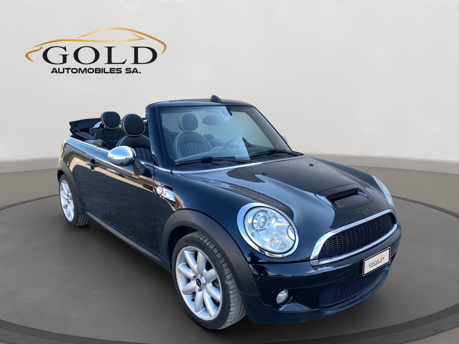MINI Cooper S Cabriolet Steptronic-image-10