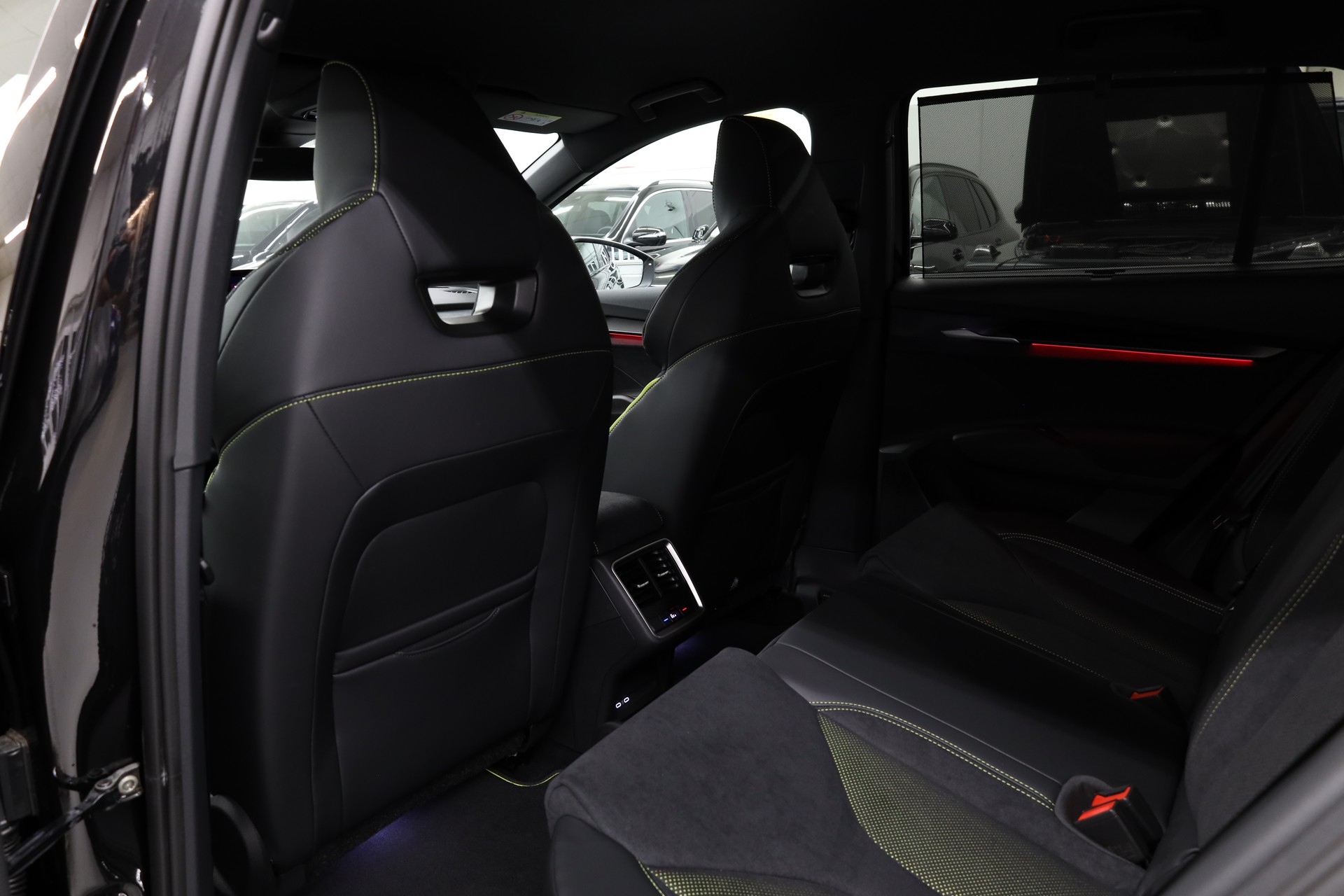 SKODA Elroq RS 4x4-image-33
