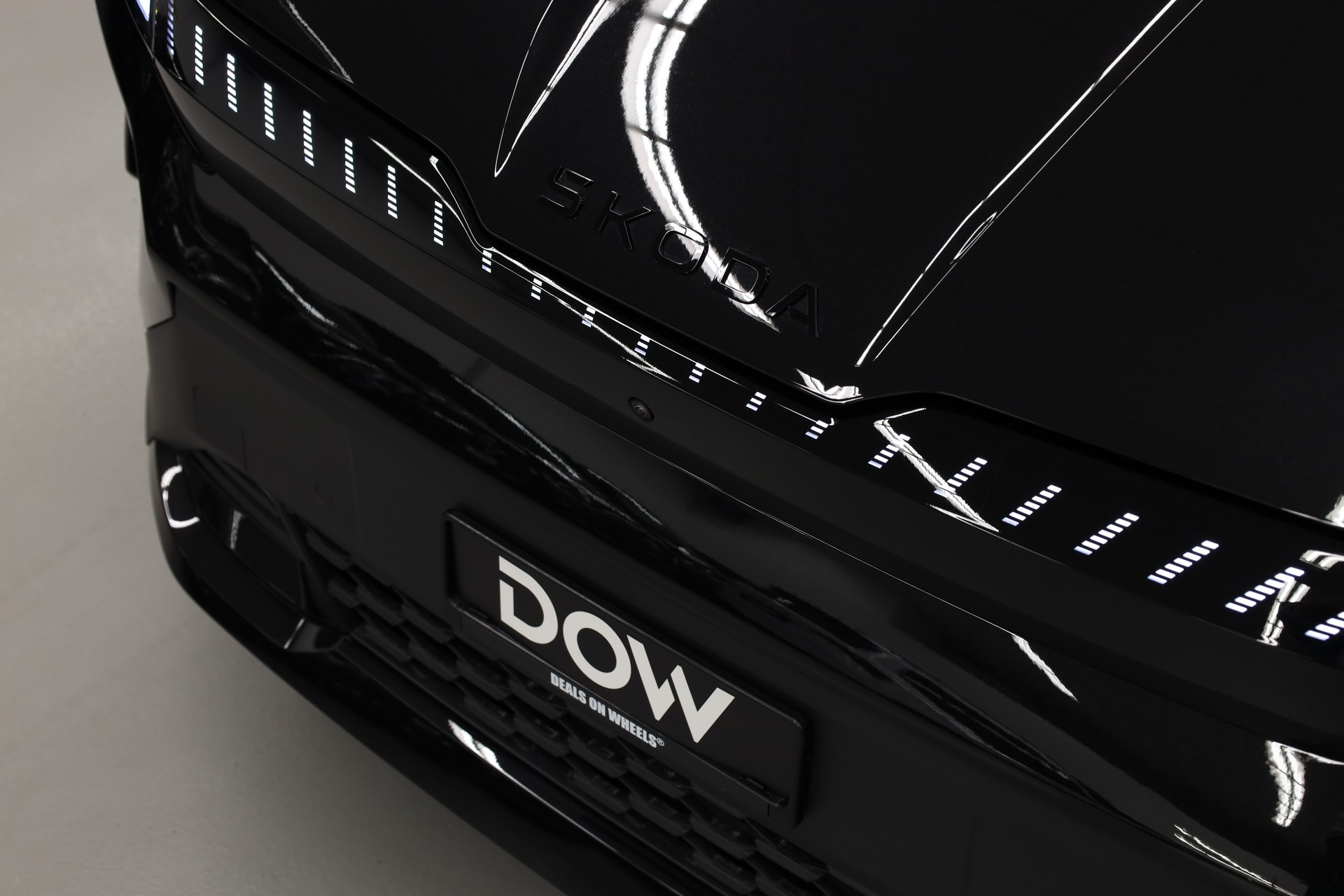 SKODA Elroq RS 4x4-image-10