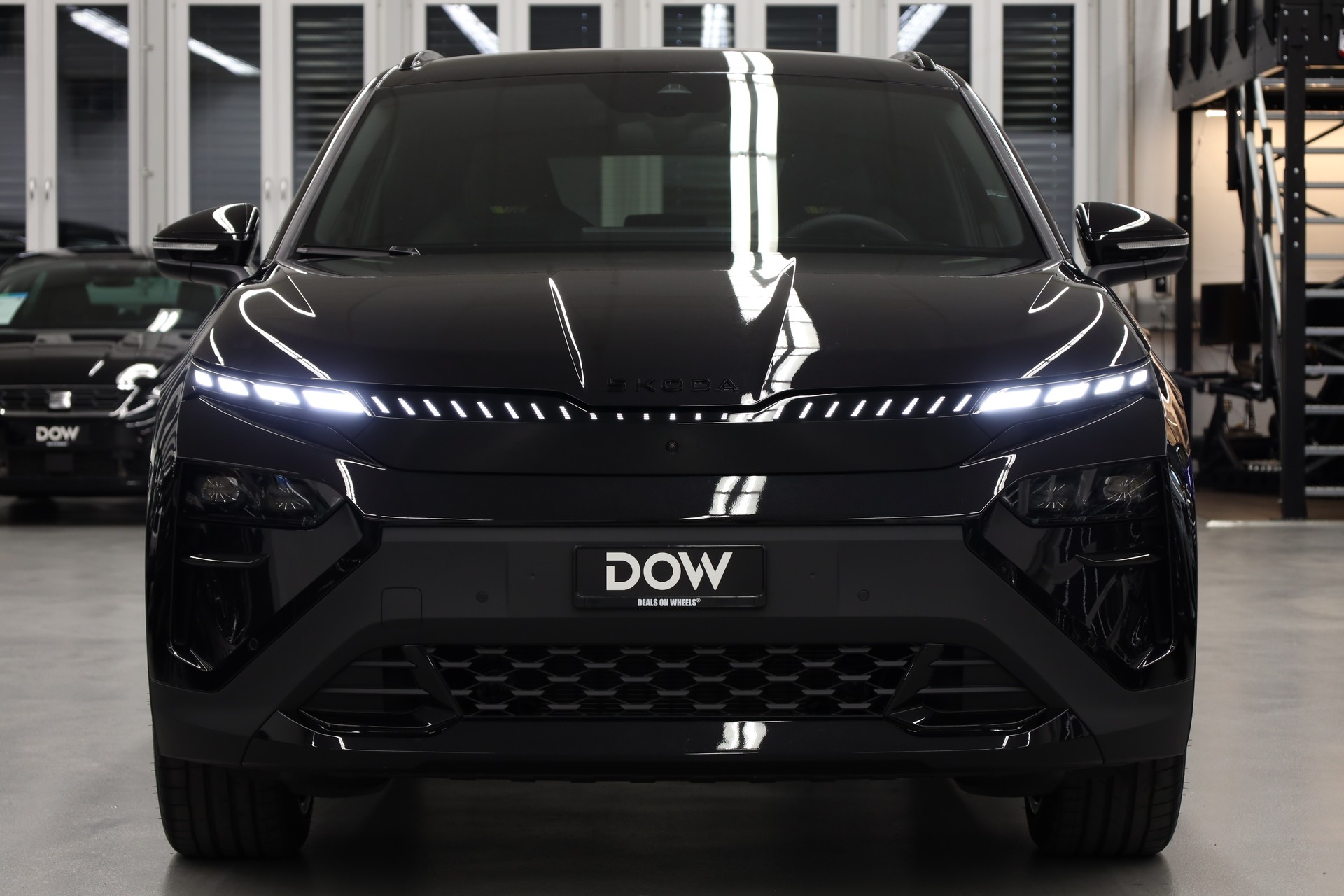 SKODA Elroq RS 4x4-image-6