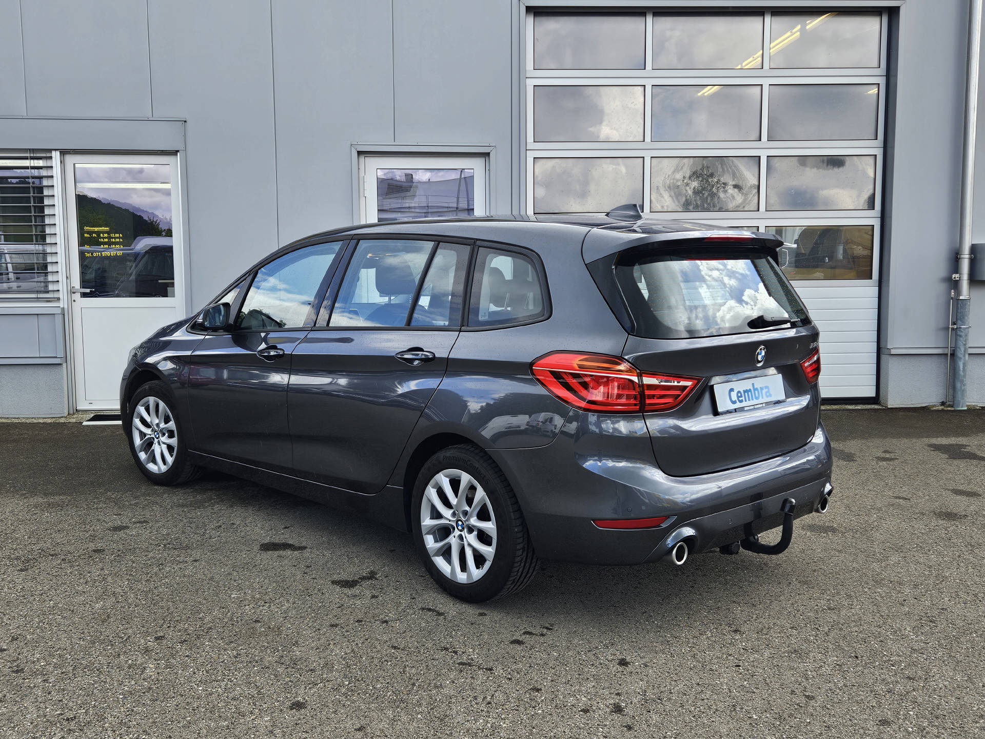 BMW 218d Gran Tourer-image-10
