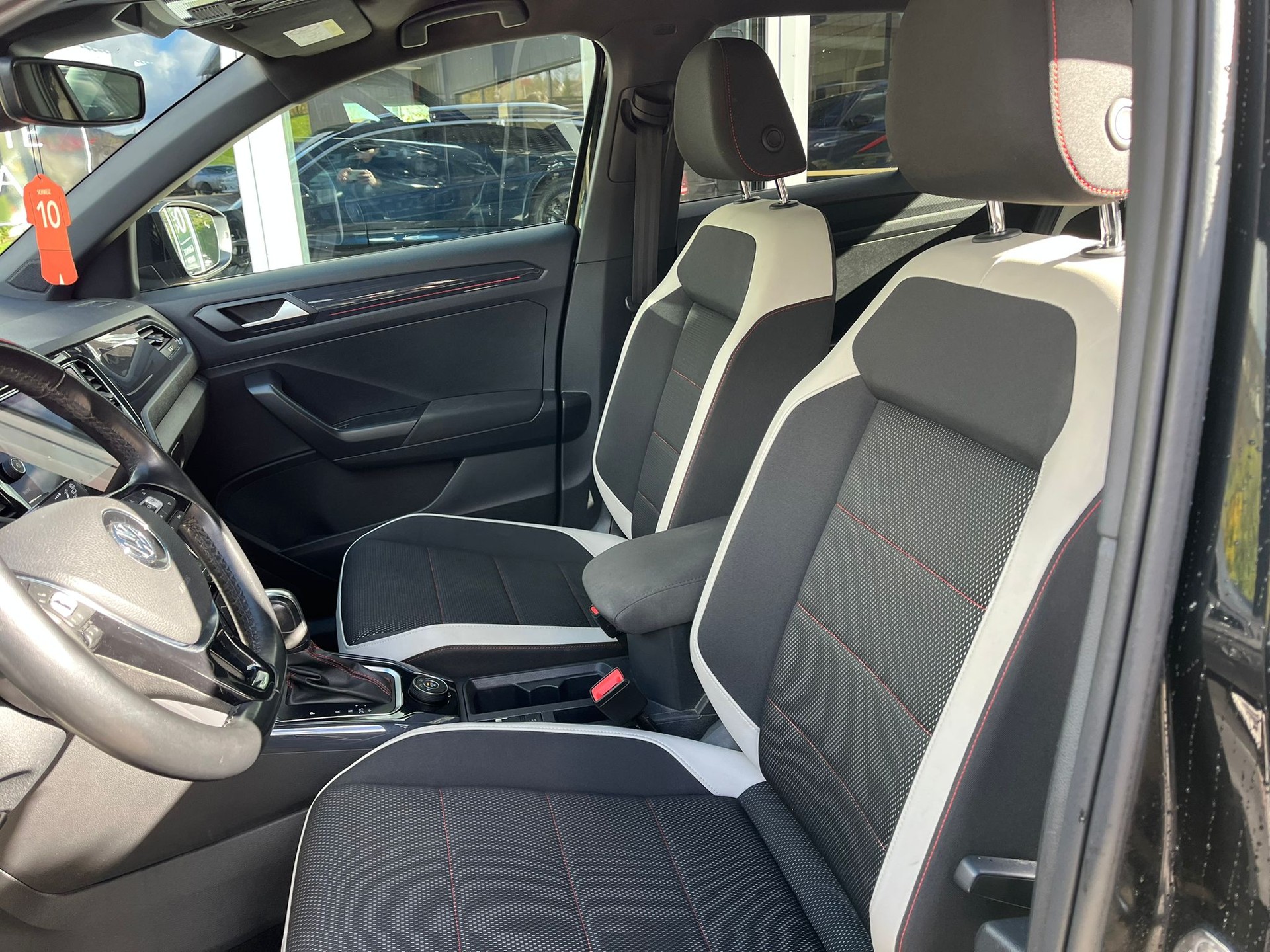 VW T-Roc 2.0 TSI Sport DSG 4Motion-image-7