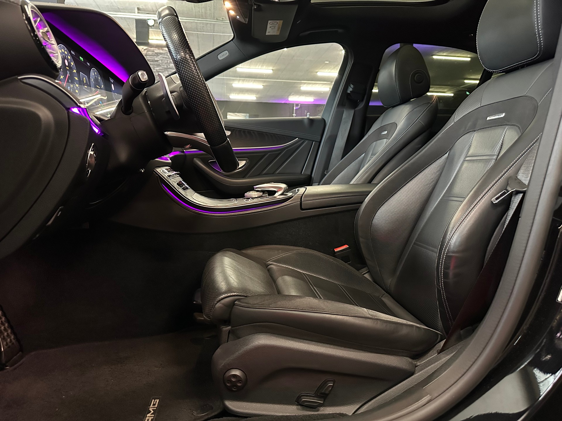 MERCEDES-BENZ E 53 AMG 4Matic+ Speedshift MCT-image-17
