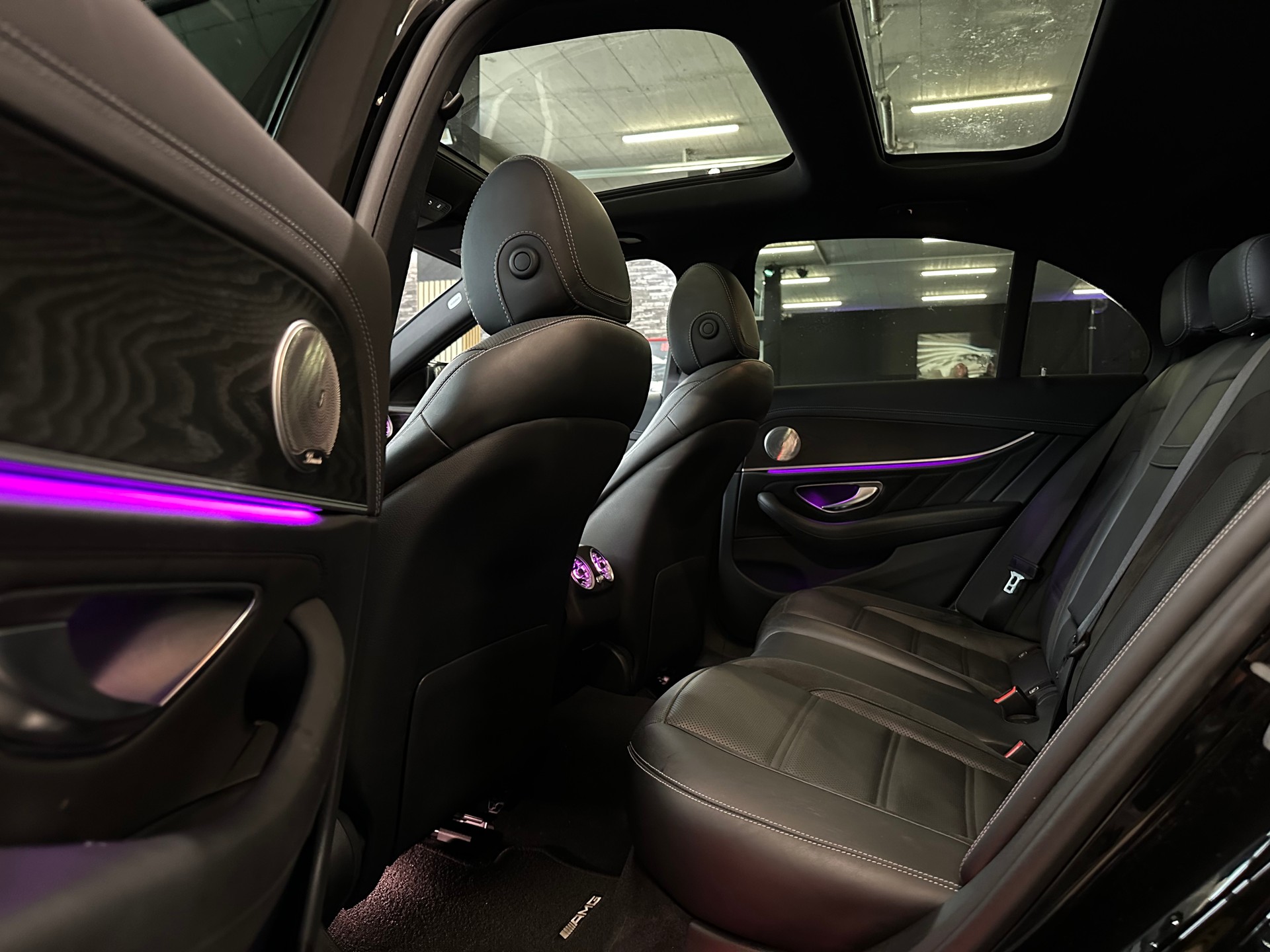 MERCEDES-BENZ E 53 AMG 4Matic+ Speedshift MCT-image-18
