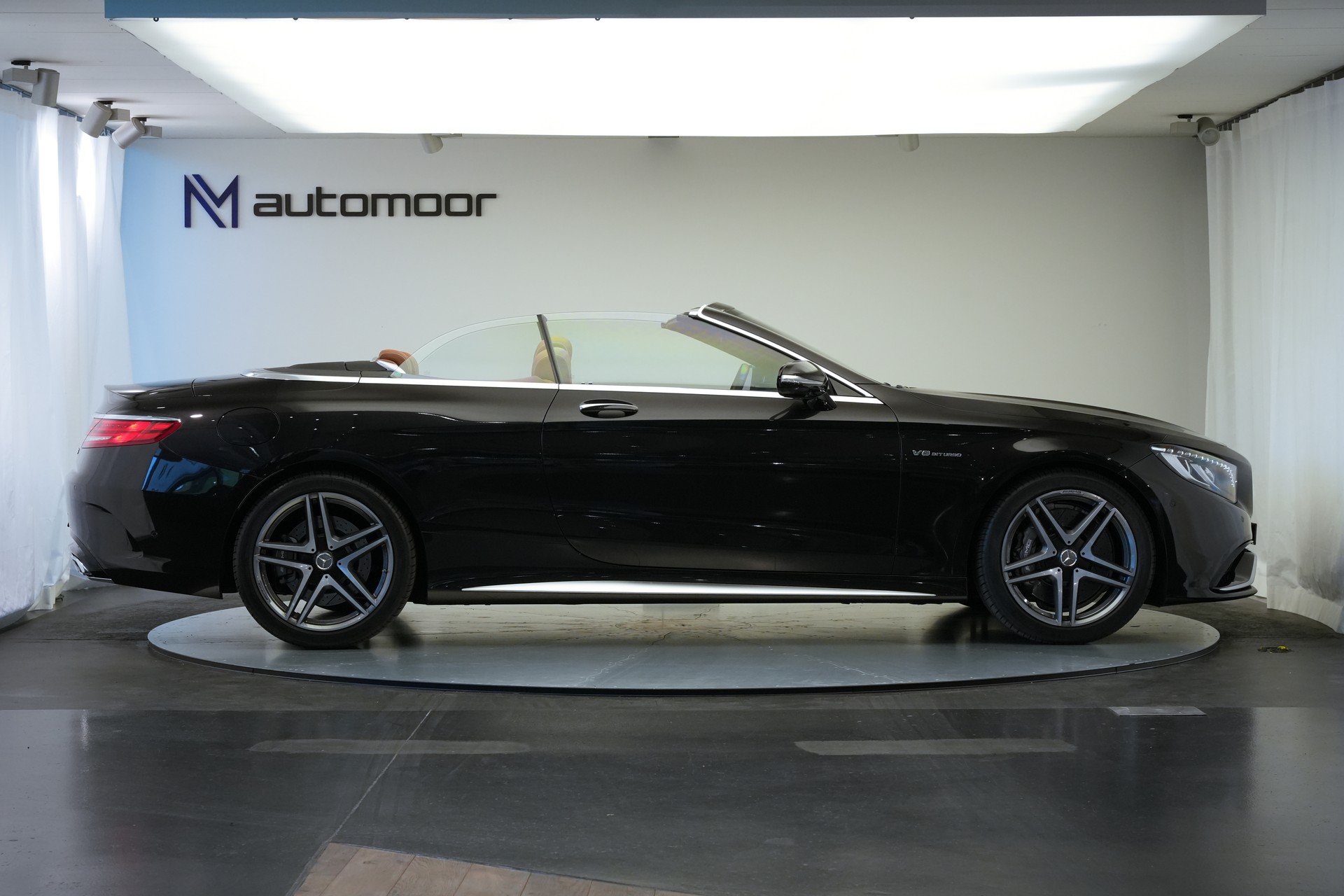 MERCEDES-BENZ S 63 AMG Cabriolet 4Matic Speedshift MCT *CH-Fahrzeug* *Designo Mokkaschwarz* *Swarowski*-image-3