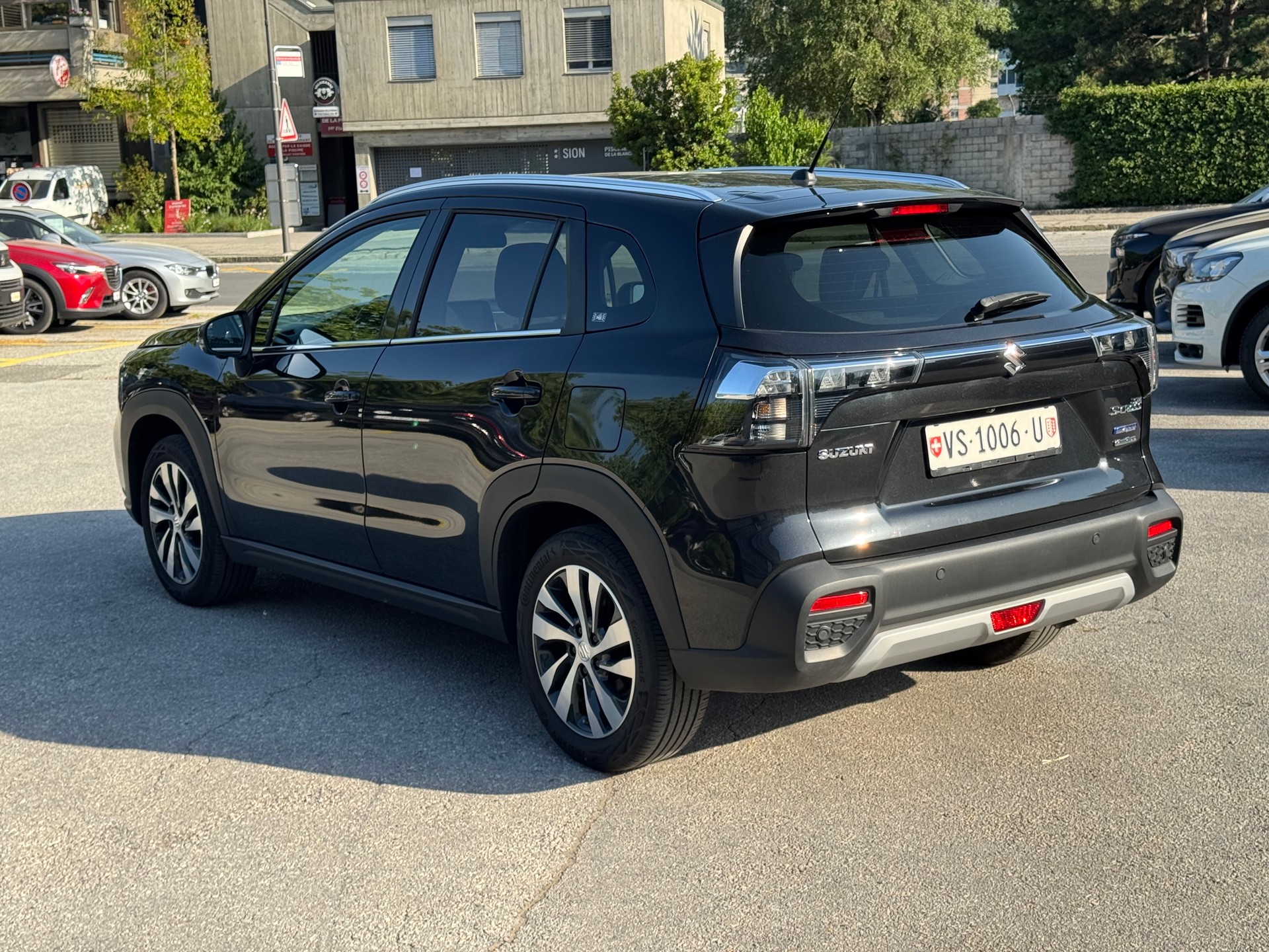 SUZUKI SX4 S-Cross 1.4 16V Piz Sulai Top Hybrid 4WD Automatic-image-5