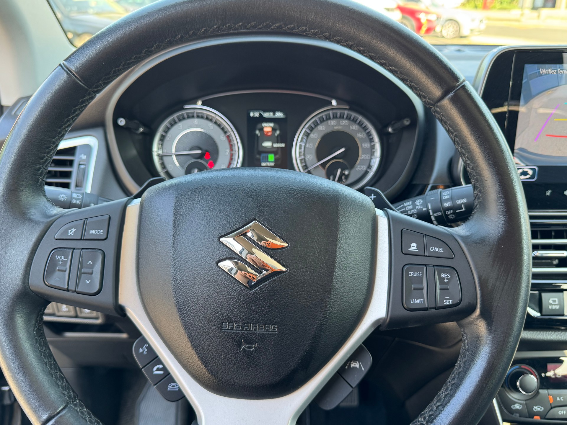 SUZUKI SX4 S-Cross 1.4 16V Piz Sulai Top Hybrid 4WD Automatic-image-18