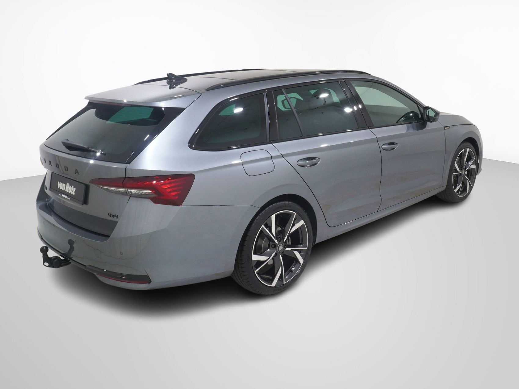 SKODA Octavia 2.0 TSI SportLine 4x4 DSG-image-4