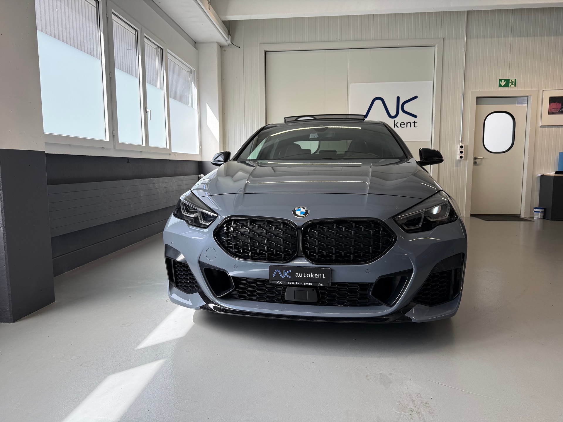 BMW M235i Gran Coupé xDrive Pure M Sport Steptronic-showroom-element-1