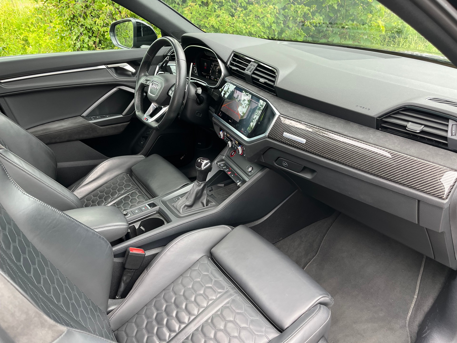 AUDI RS Q3 Sportback quattro S tronic-image-9