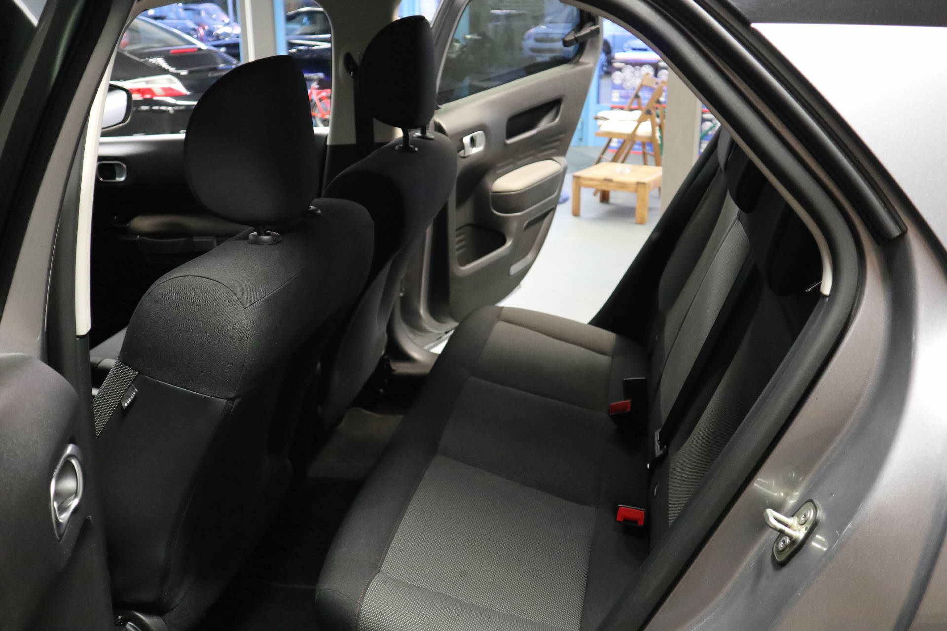 CITROEN C4 CACTUS 1.2 PureTech Feel-image-10