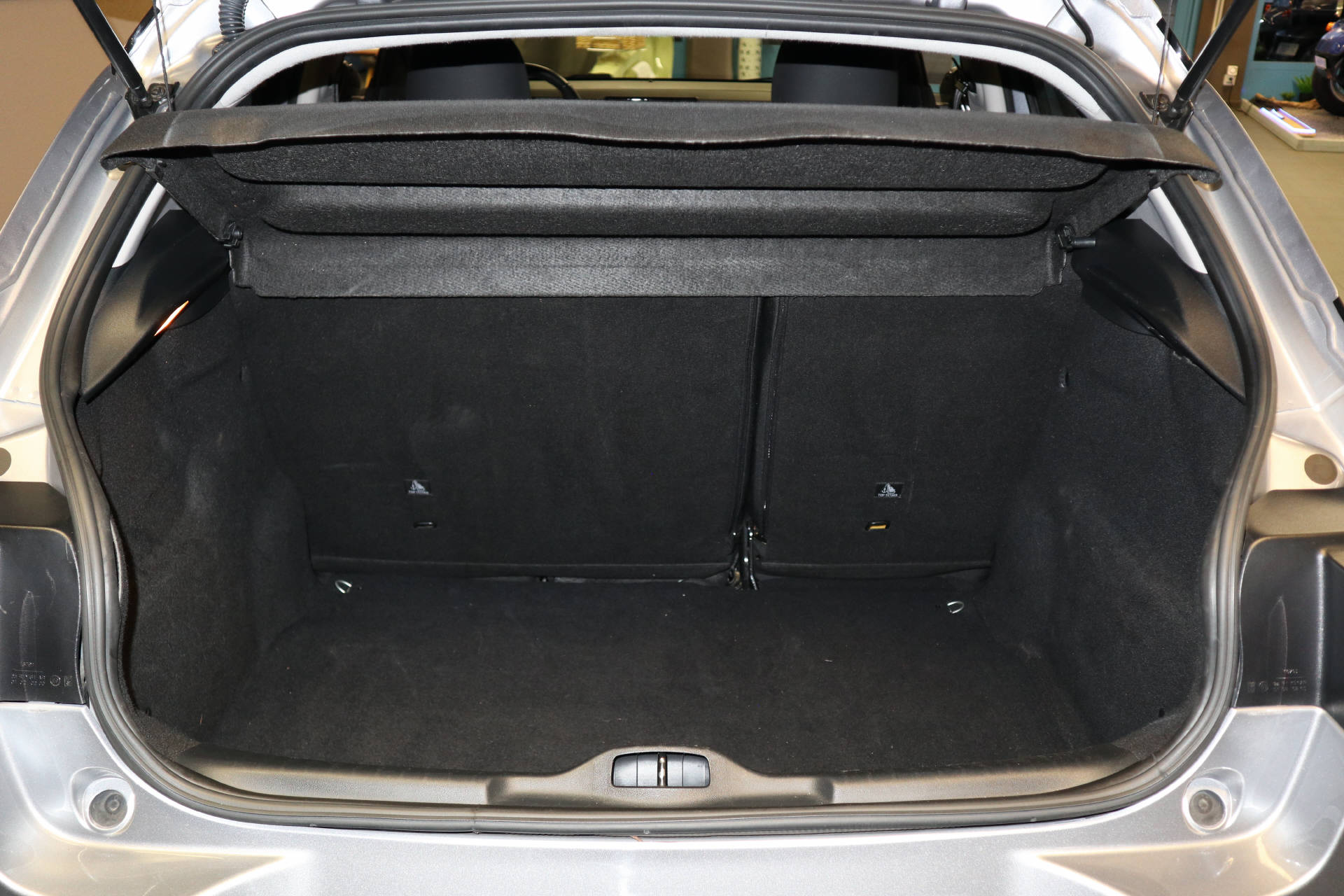 CITROEN C4 CACTUS 1.2 PureTech Feel-image-9