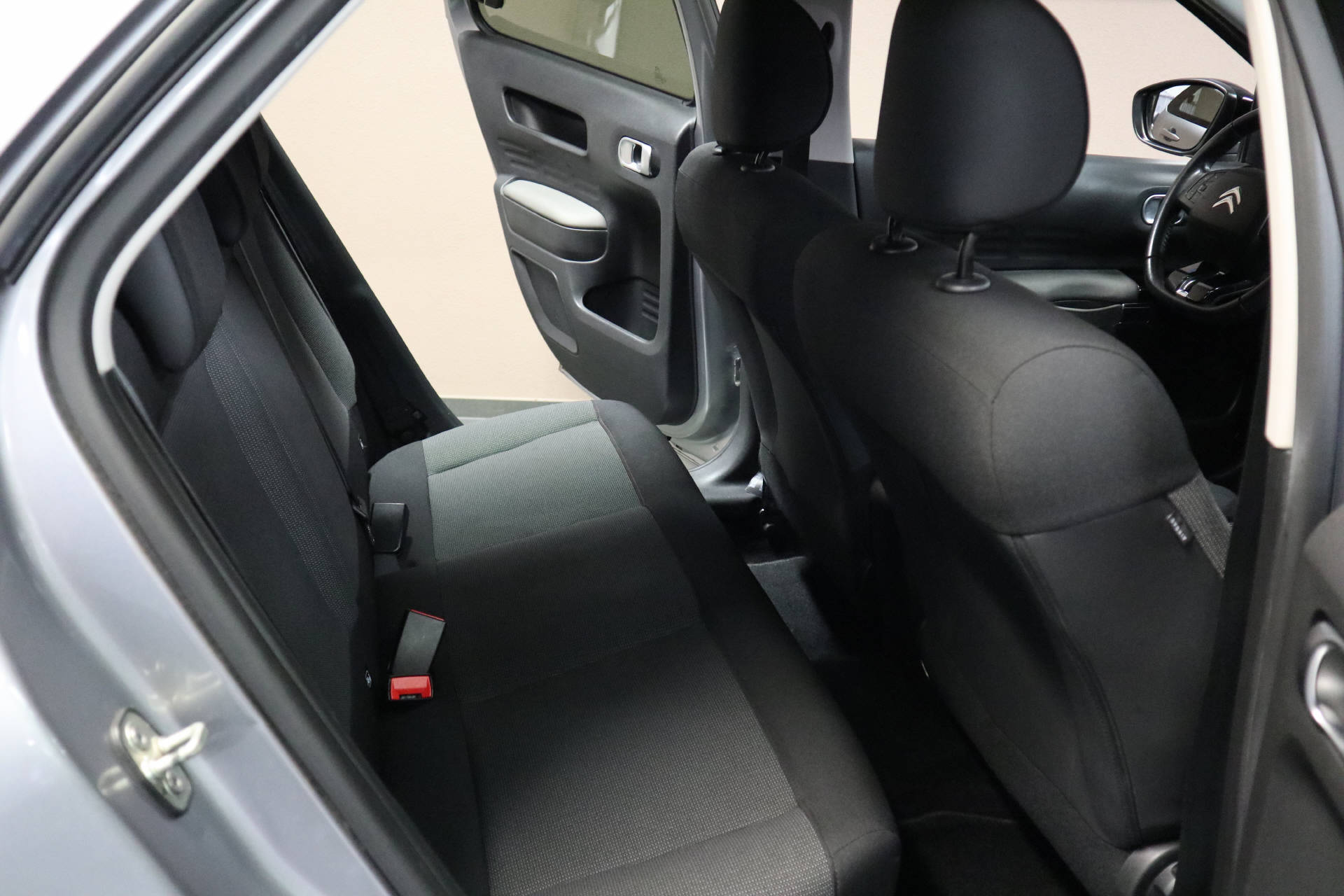 CITROEN C4 CACTUS 1.2 PureTech Feel-image-8