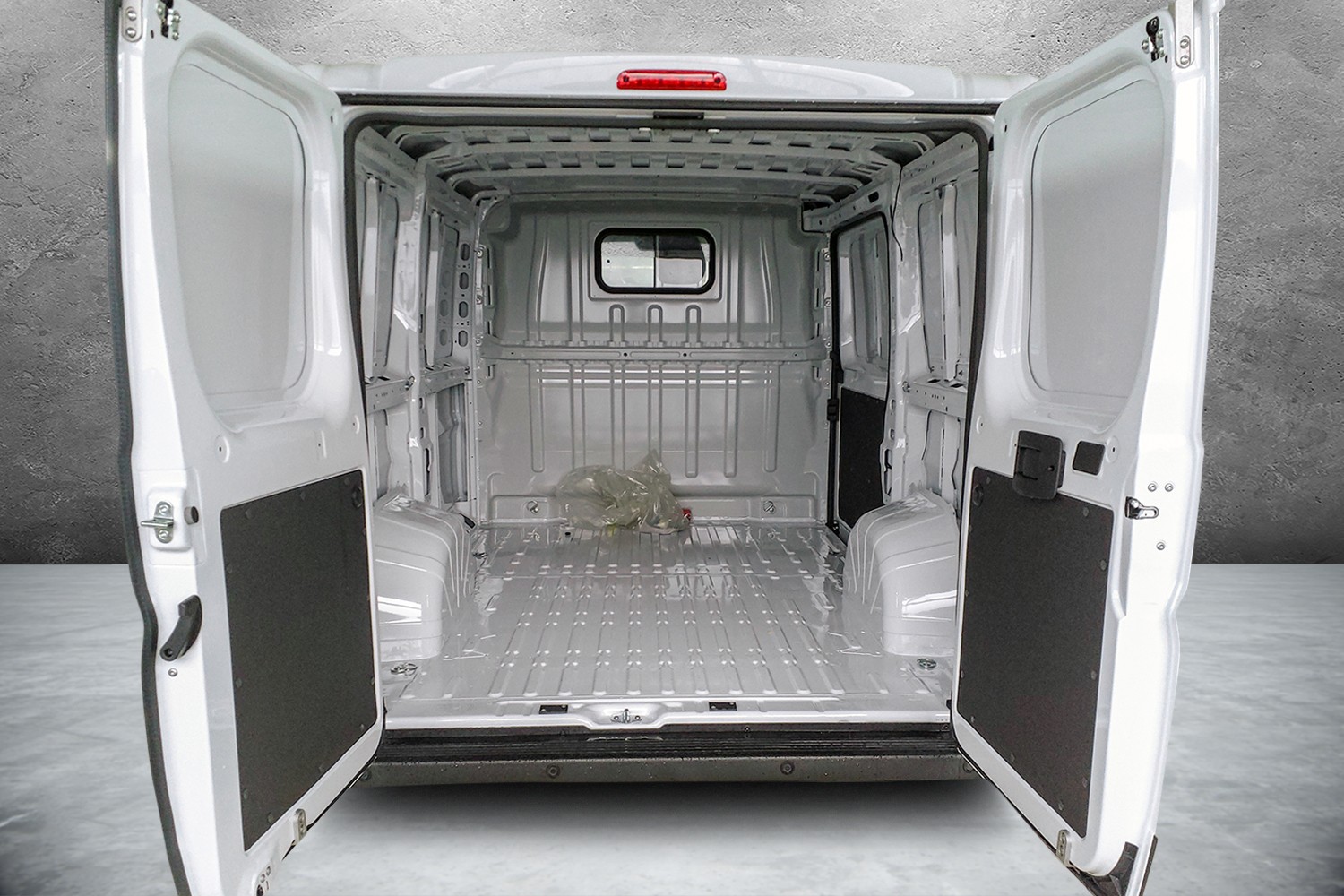 OPEL Movano 2.2 d 3,0t L1H1-image-6