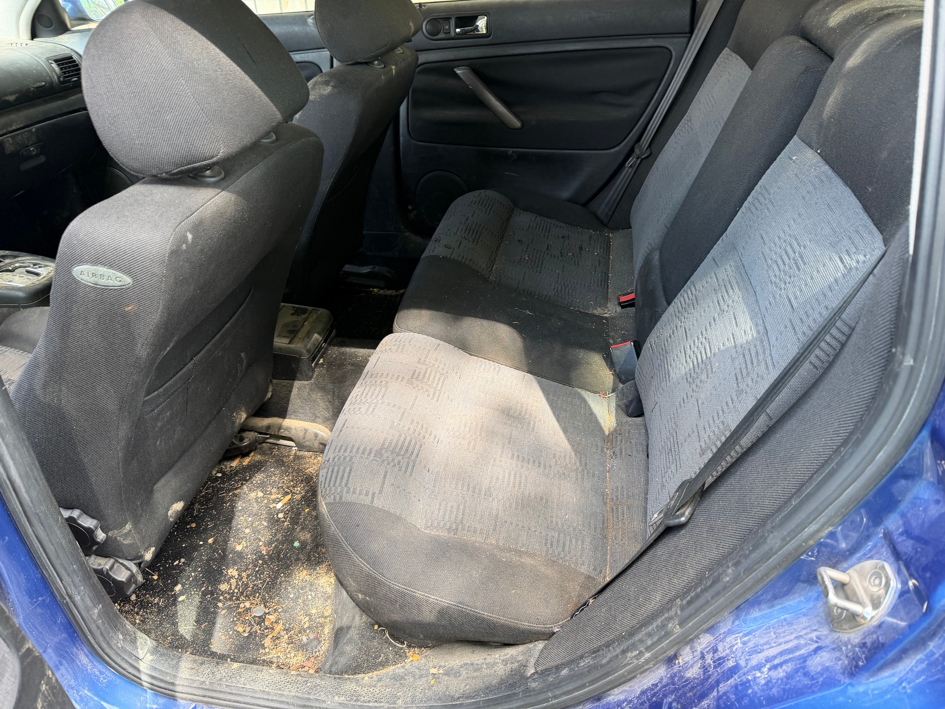 VW PASSAT-image-12