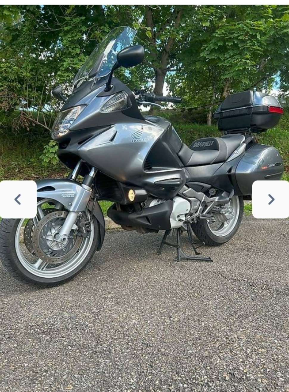 HONDA NT 700