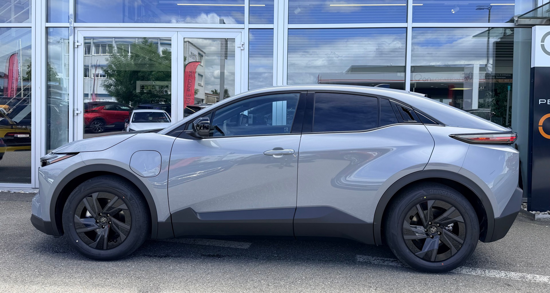 TOYOTA C-HR+ 77 kWh Style FWD-image-2