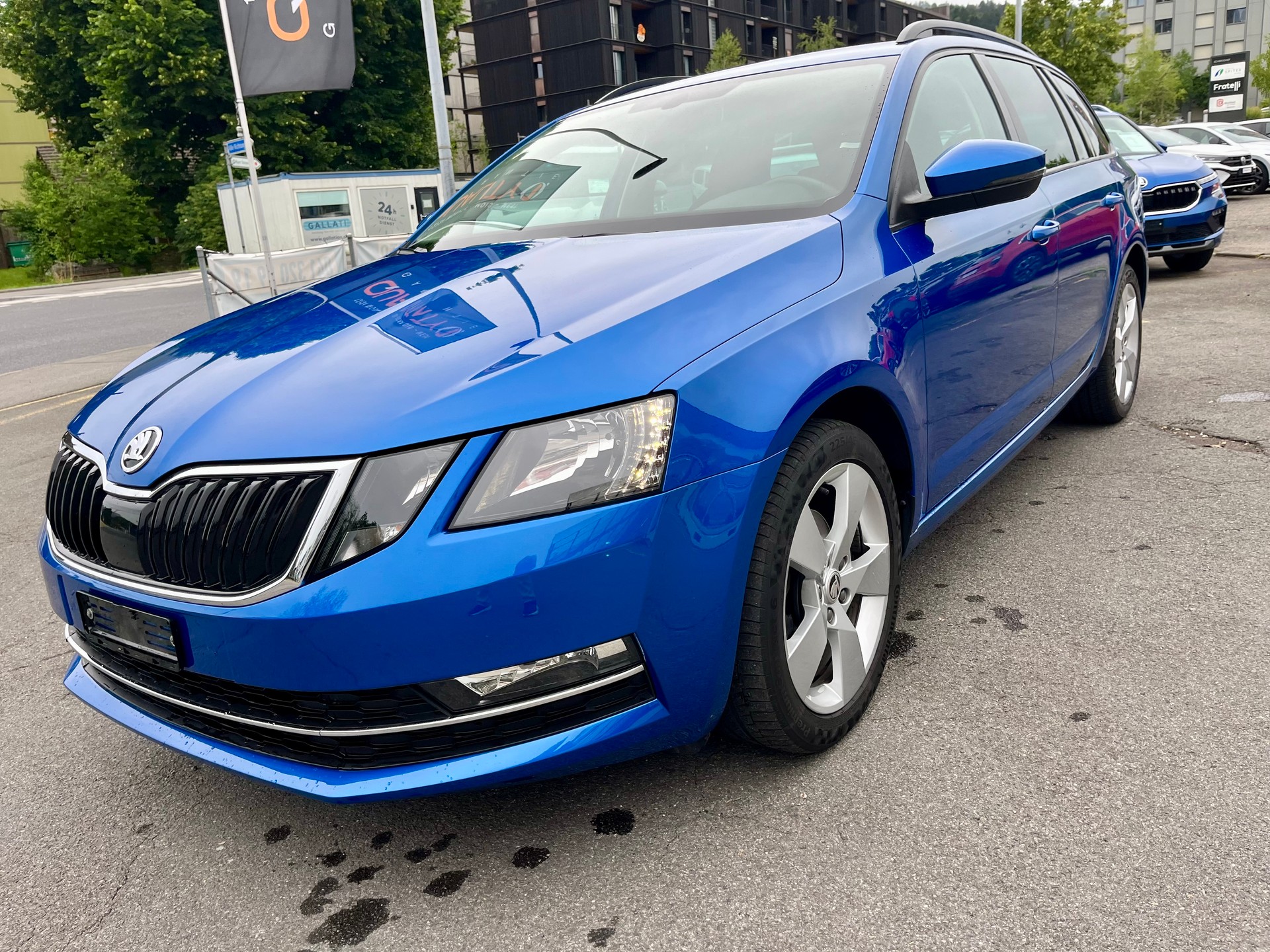 SKODA Octavia Combi 1.5 TSI Clever-image-0
