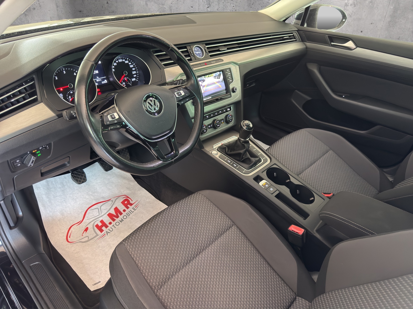 VW Passat Variant 2.0 TDI SCR BMT Trendline 4 Motion-image-8