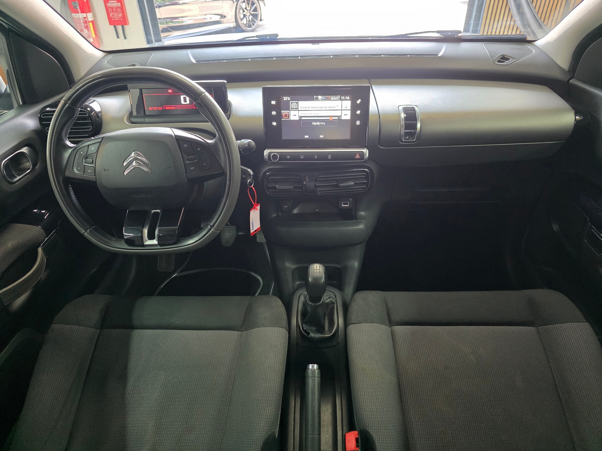 CITROEN C4 Cactus 1.2 VTi Feel Edition-image-11