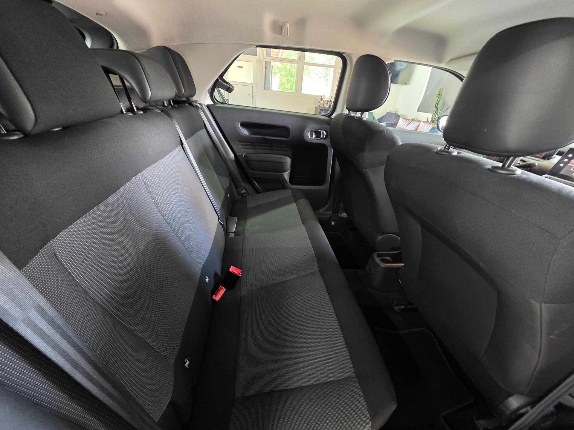 CITROEN C4 Cactus 1.2 VTi Feel Edition-image-15