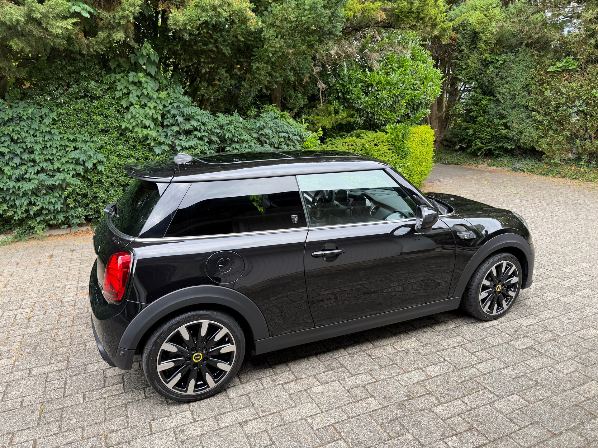 MINI Cooper SE-image-0
