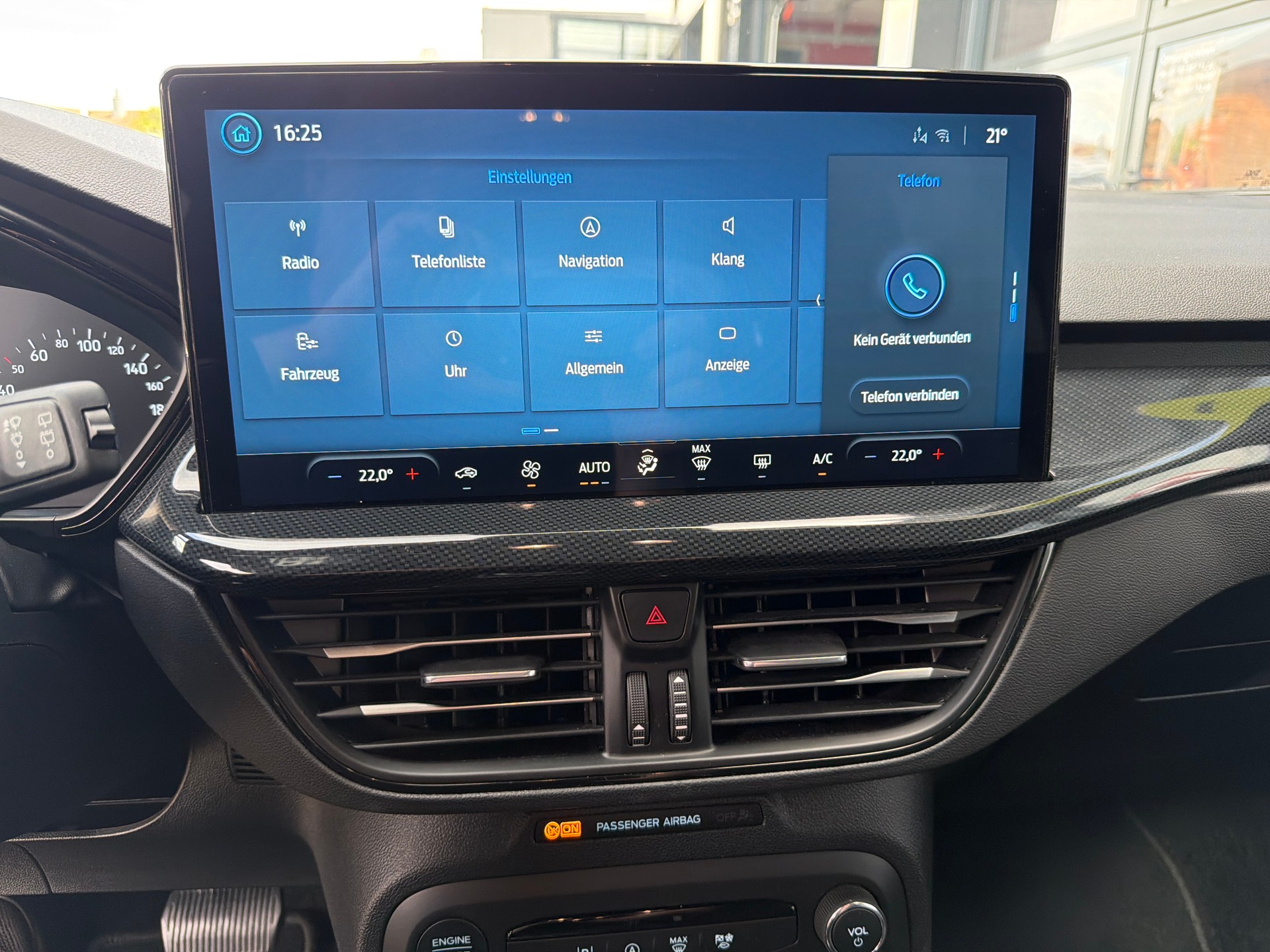 FORD Focus 1.5 TDCi EcoBlue ST-Line Automatic-image-12