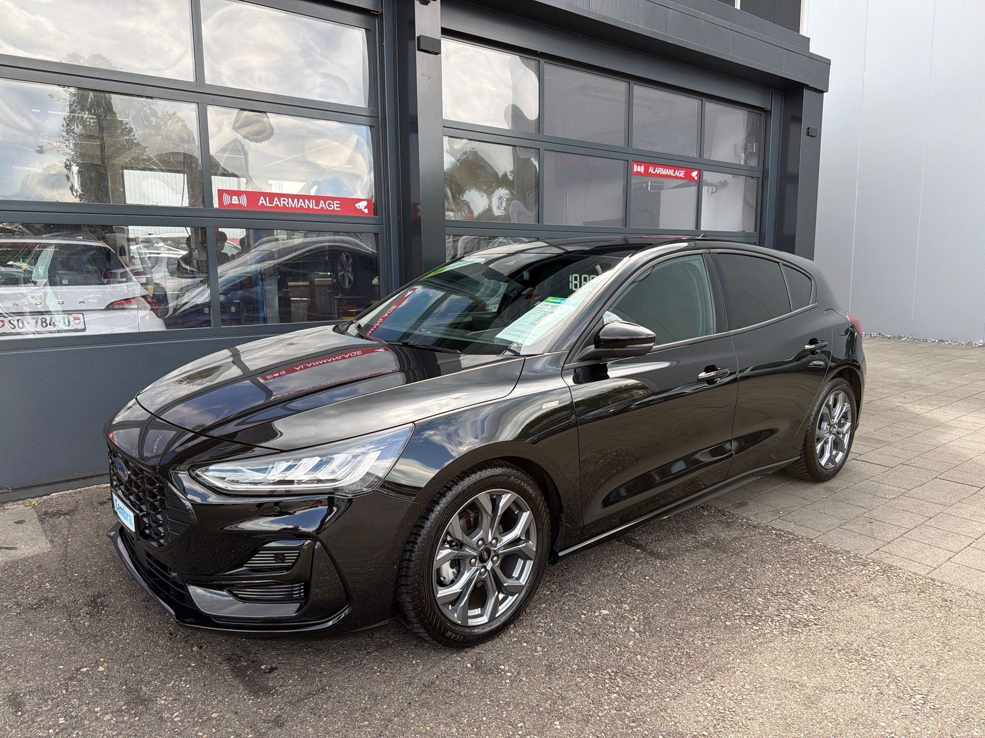 FORD Focus 1.5 TDCi EcoBlue ST-Line Automatic-image-1