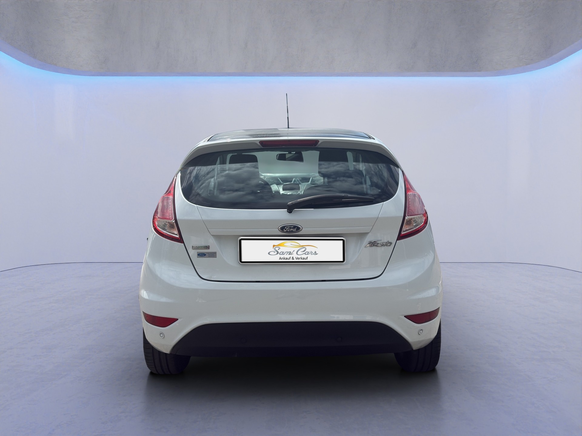 FORD Fiesta 1.0 SCTi Titanium-image-3