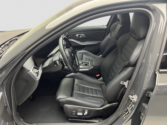 BMW M340i xDrive 48V-image-8