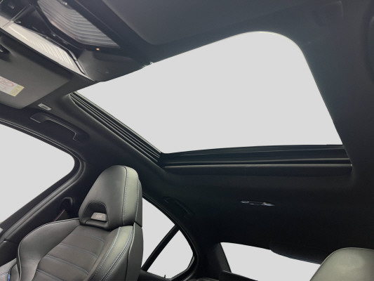 BMW M340i xDrive 48V-image-12