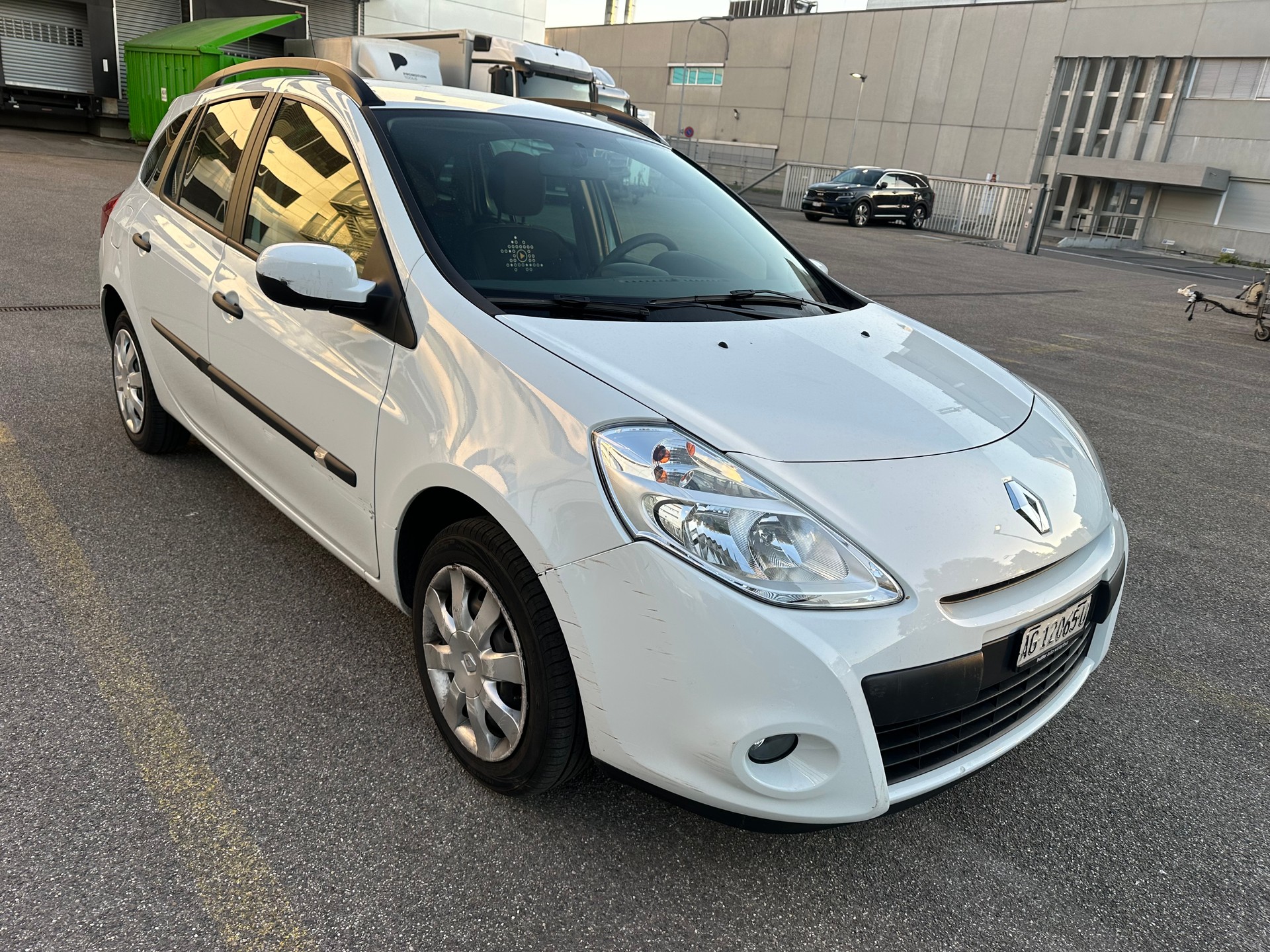 RENAULT Clio Grandtour 1.2 16V Expression-image-2
